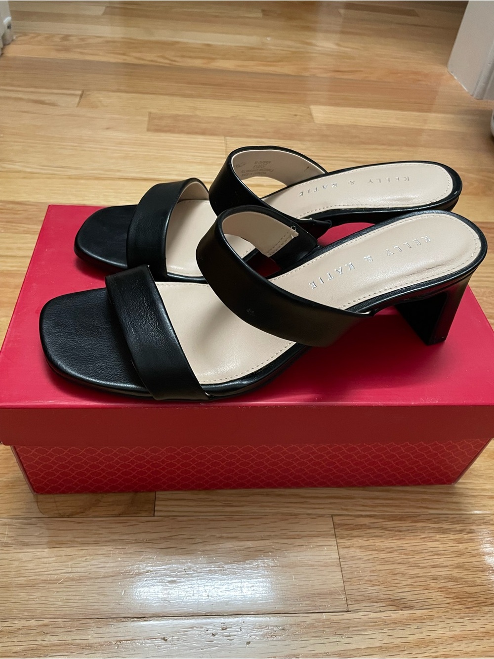 Kelly & Katie Carbren Women’s 6.5M Black Double Strap Heeled Slide Sandals EUC